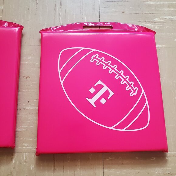 T-Mobile Tuesdays Set of 6 Football Themed Stadium Seat Cushions - Picture 5 of 8